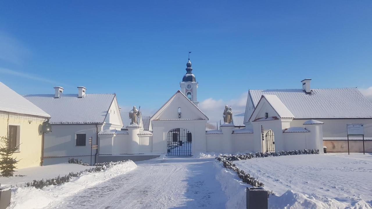 Pokamedulski Klasztor W Wigrach Вігри Екстер'єр фото